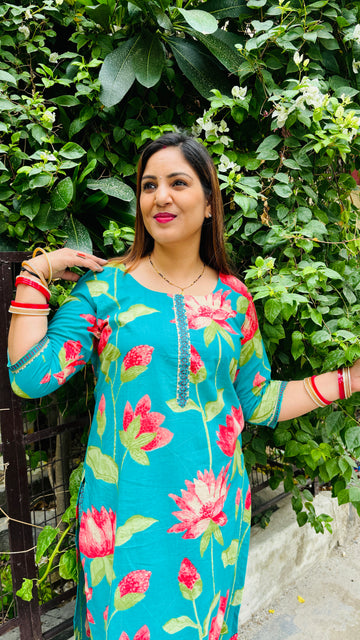 EF10051 - Elegant Floral Print Kurta Set